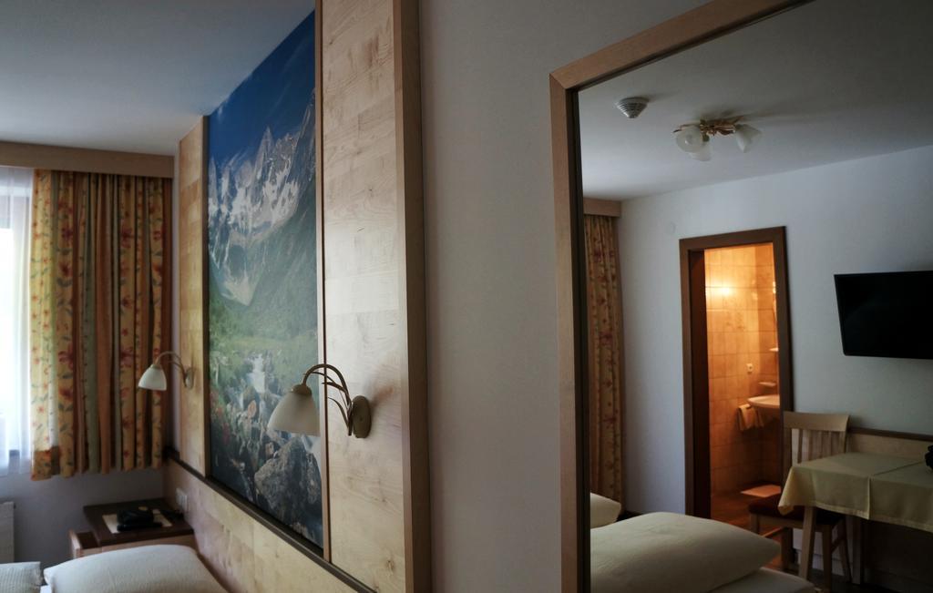 Roasnerhof Apartamento Finkenberg Quarto foto