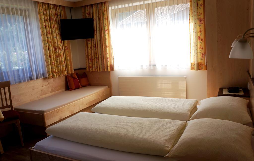 Roasnerhof Apartamento Finkenberg Quarto foto